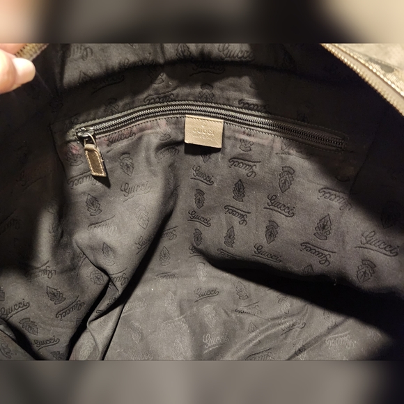 GUCCI Imprime GG Costed Metallic Olive Canvas XL Zip Tote - Picture 11 of 16